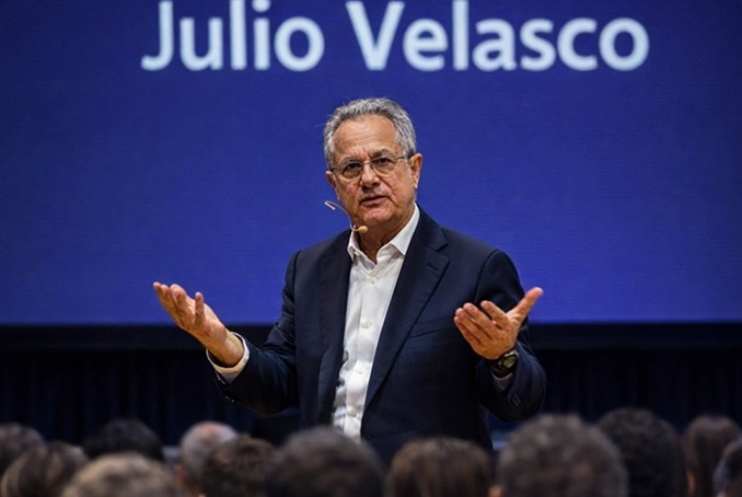 Contratar a JULIO VELASCO al 011 6872-4397 - Charlas y Conferencias