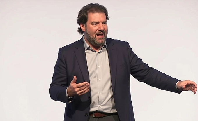 Contratar a CLAUDIO ZUCHOVICKI al 011 6872-4397 - Charlas y Conferencias